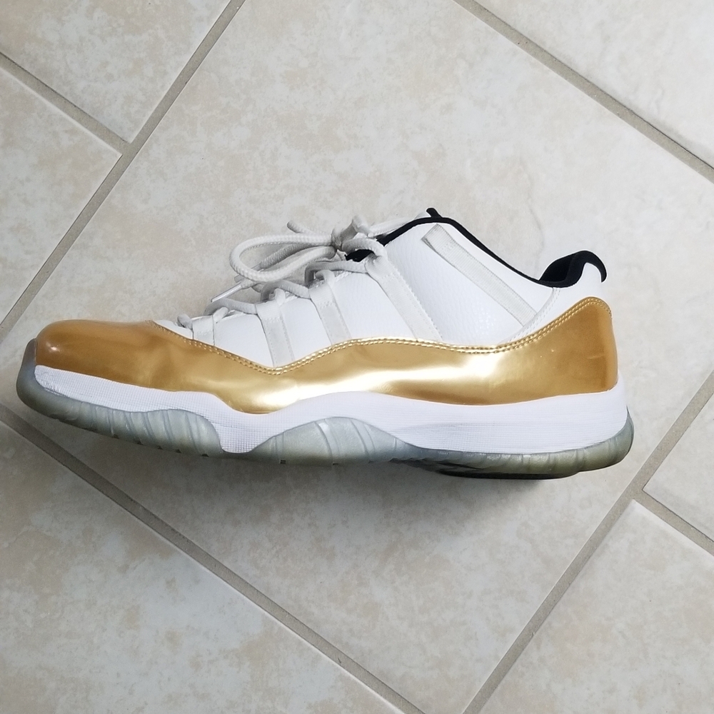 Jordan 11 👟 shoes